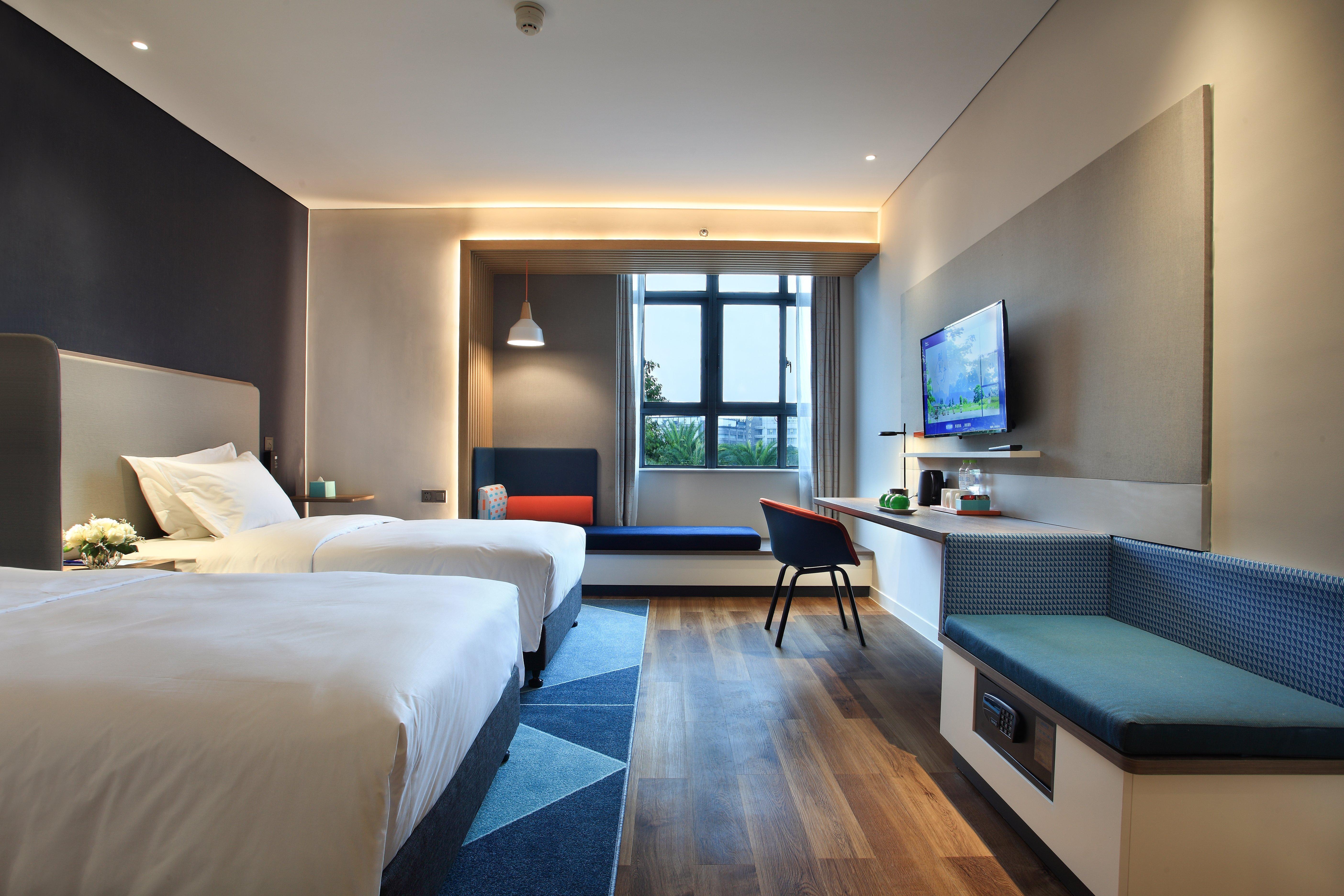 Holiday Inn Express Guilin City Center By Ihg Exterior photo