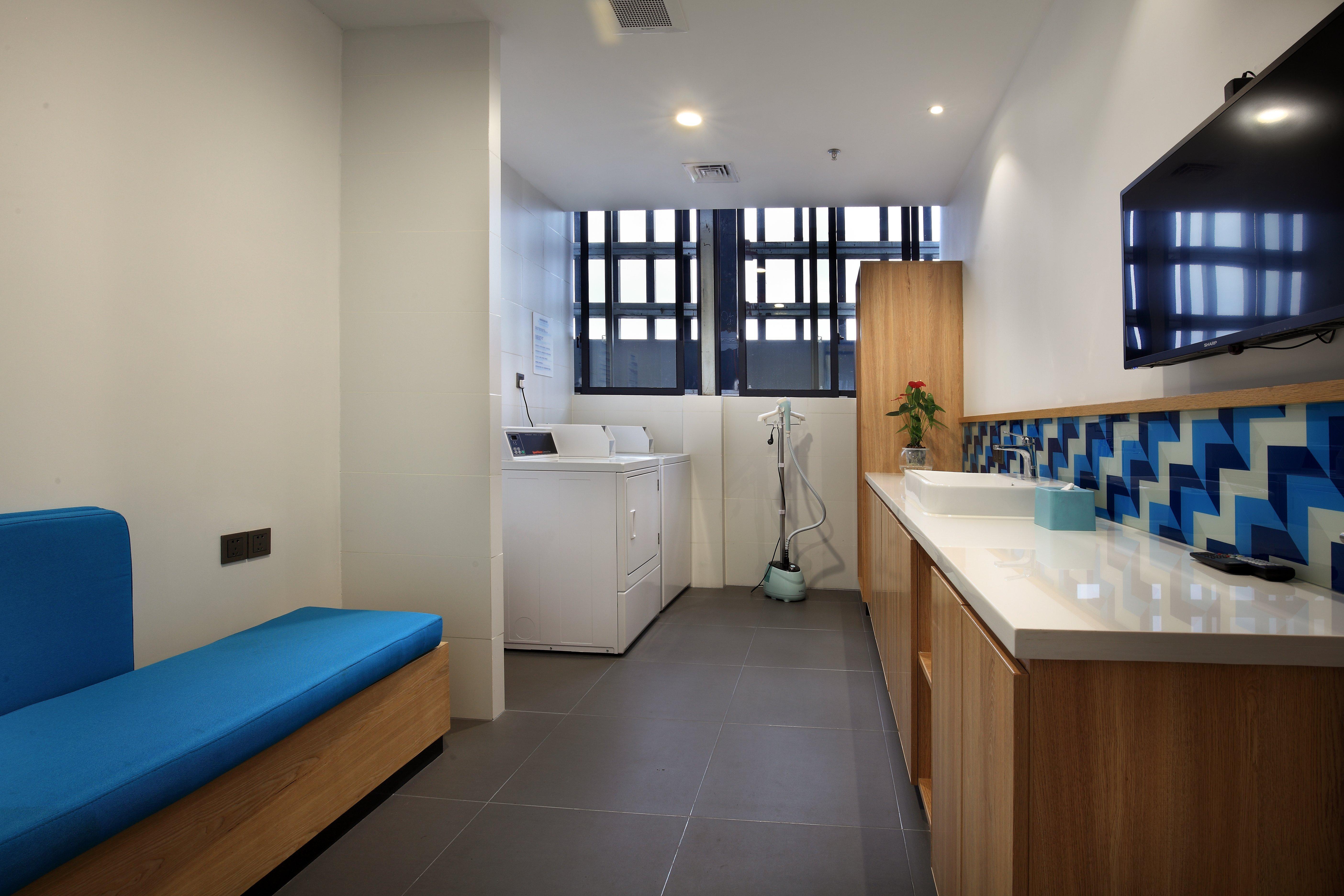 Holiday Inn Express Guilin City Center By Ihg Exterior photo